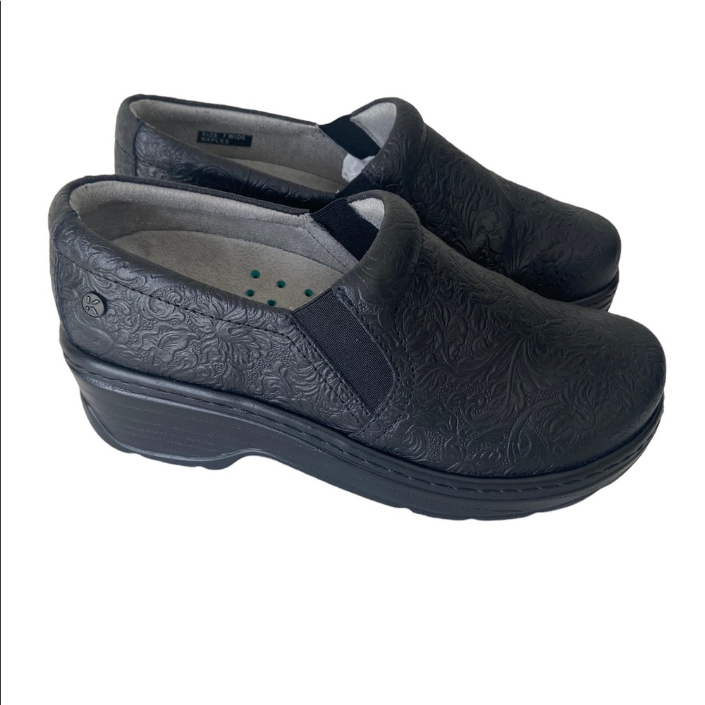 Klogs Naples tooled slip proof clog shoes 7 - Picture 5 of 12
